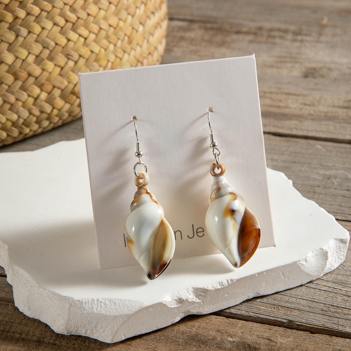 Wholesale 10pcs  Vintage Beach Style Conch Shell Acrylic Earrings